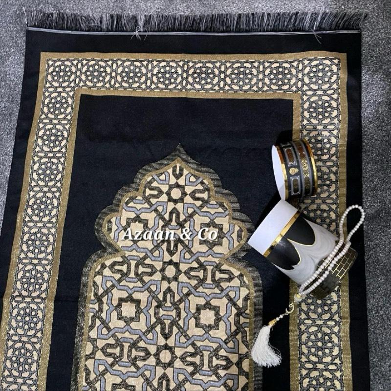 Dome Pattern Prayer Mat & Tasbeeh Kaaba Box Gift Set