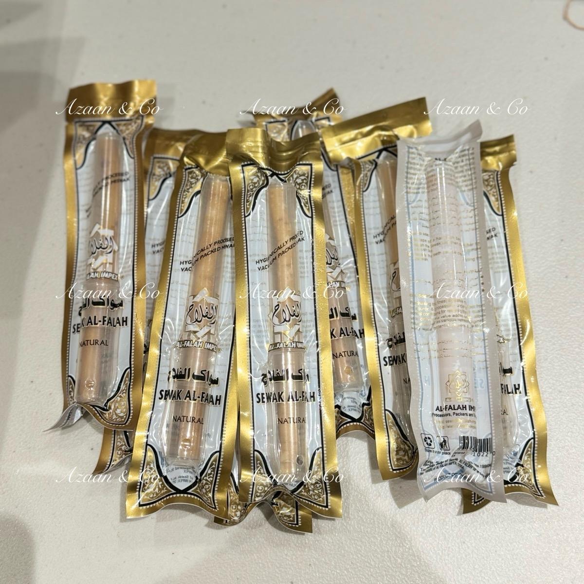 Miswak with Holder Case | Sewak Al-Falah