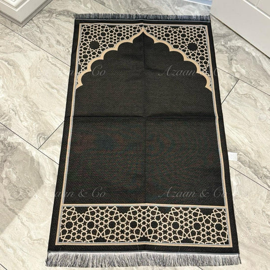 Black Dome Prayer Mat & Tasbeeh Kaaba Box Gift Set