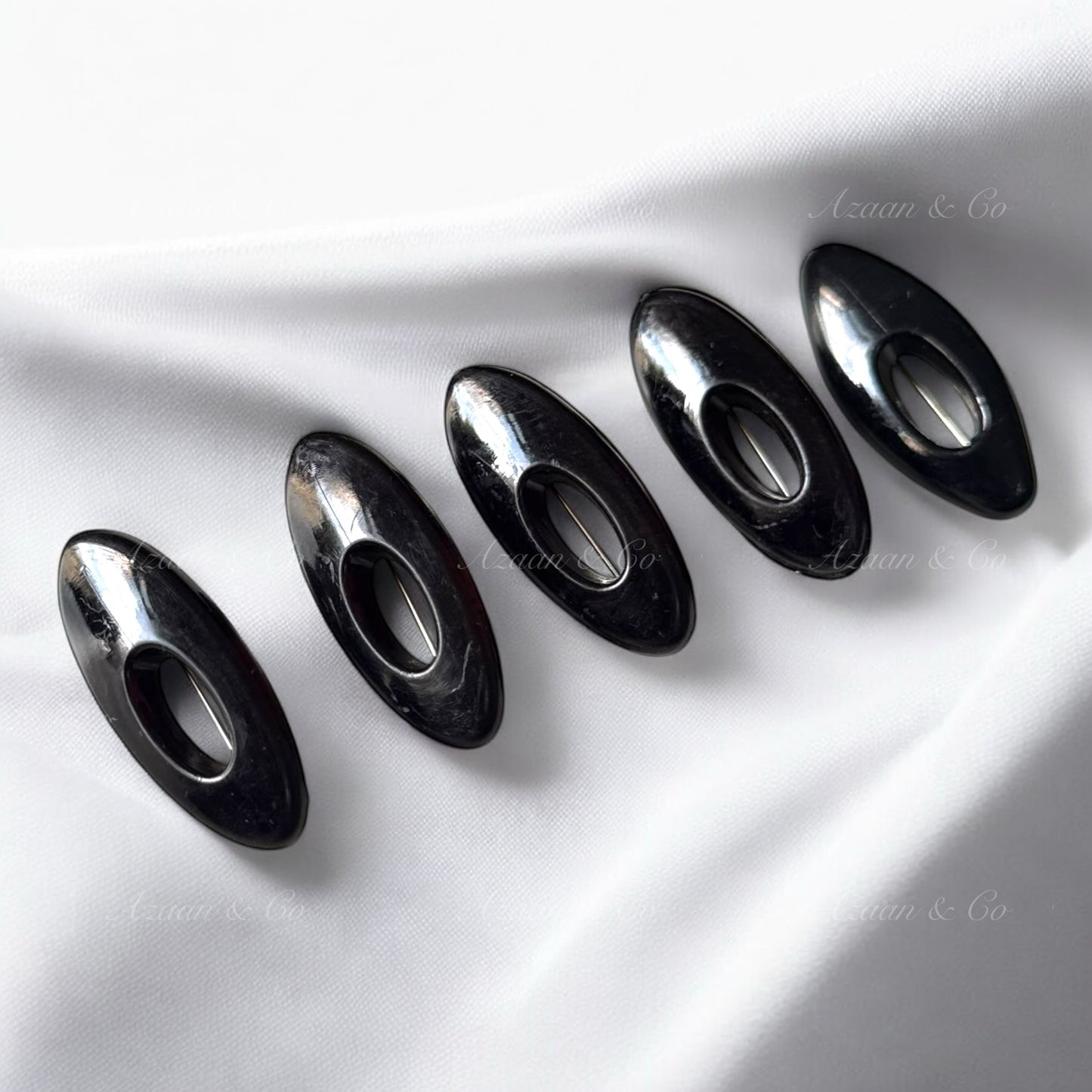 12x Black Oval Plastic Safety Pins