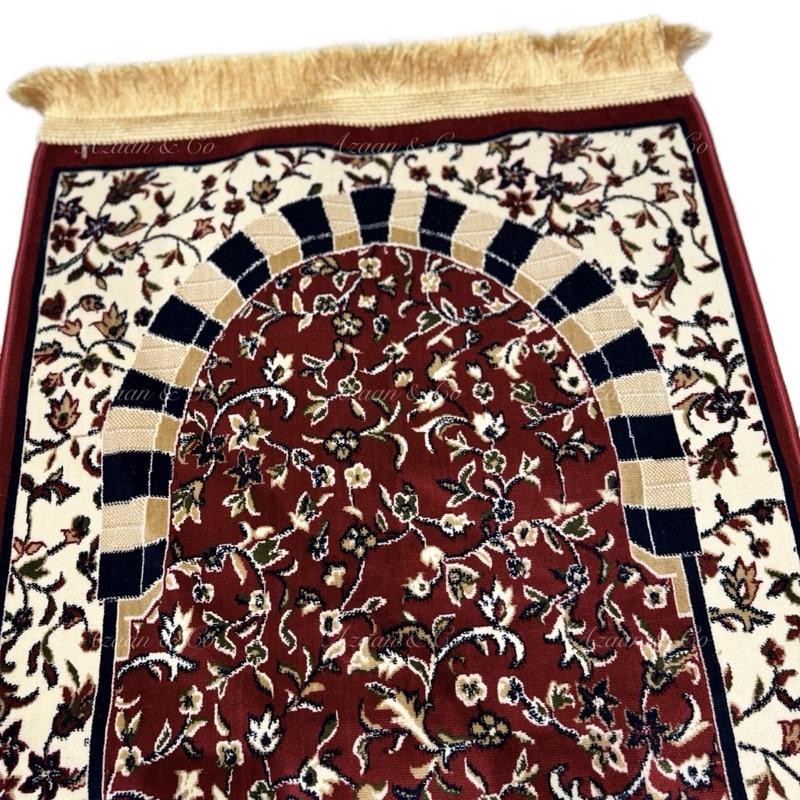 Rawdah Al Madina Inspired Prayer Mat Made in Saudi Arabia